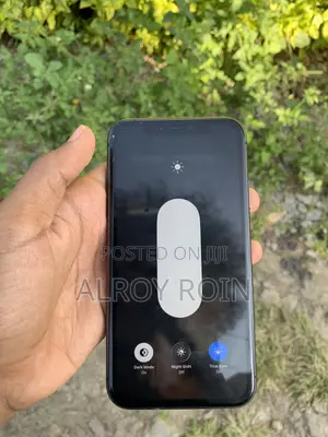Apple iPhone 11 64 GB Black