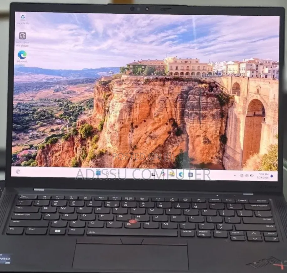 New Laptop Lenovo ThinkPad X1 Carbon 16GB Intel Core i7 SSD 512GB