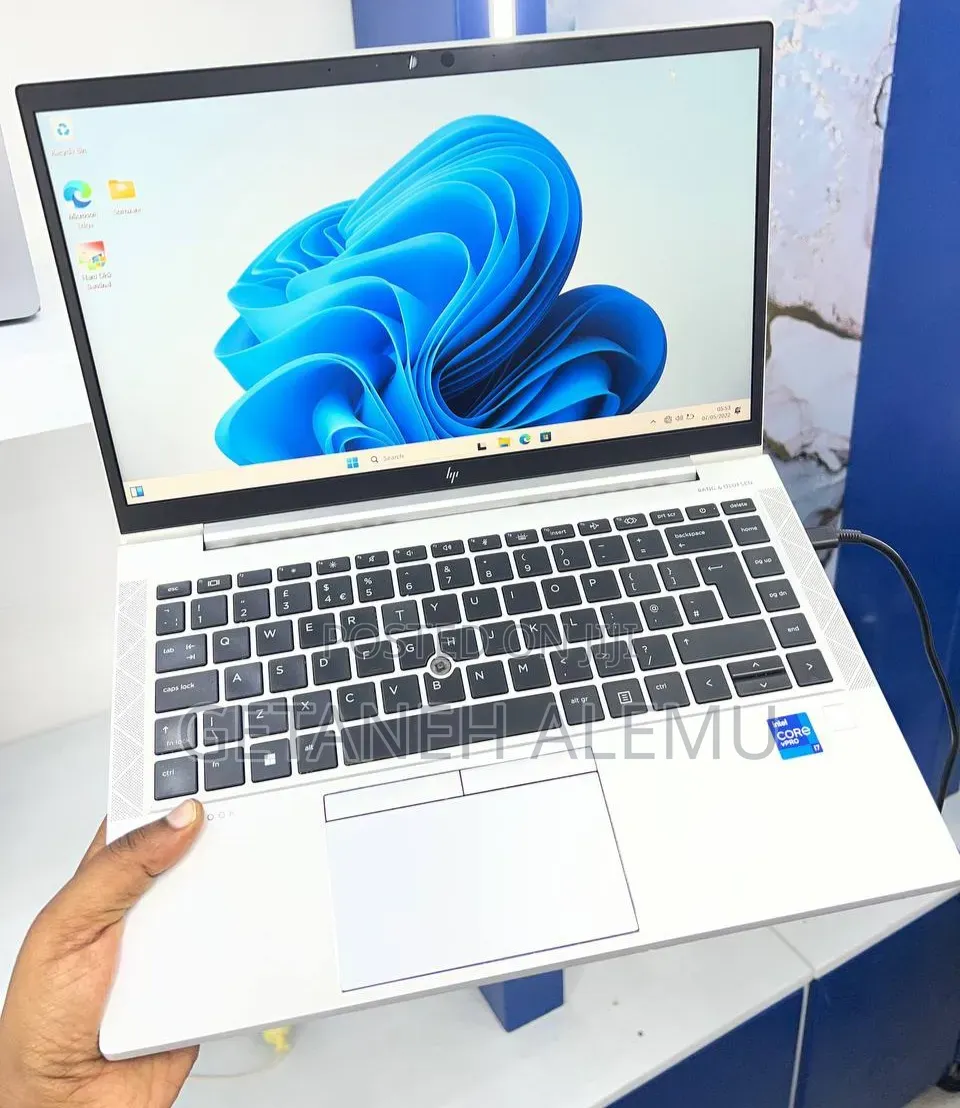 New Laptop HP Stream Notebook 16GB Intel Core i7 SSD 512GB