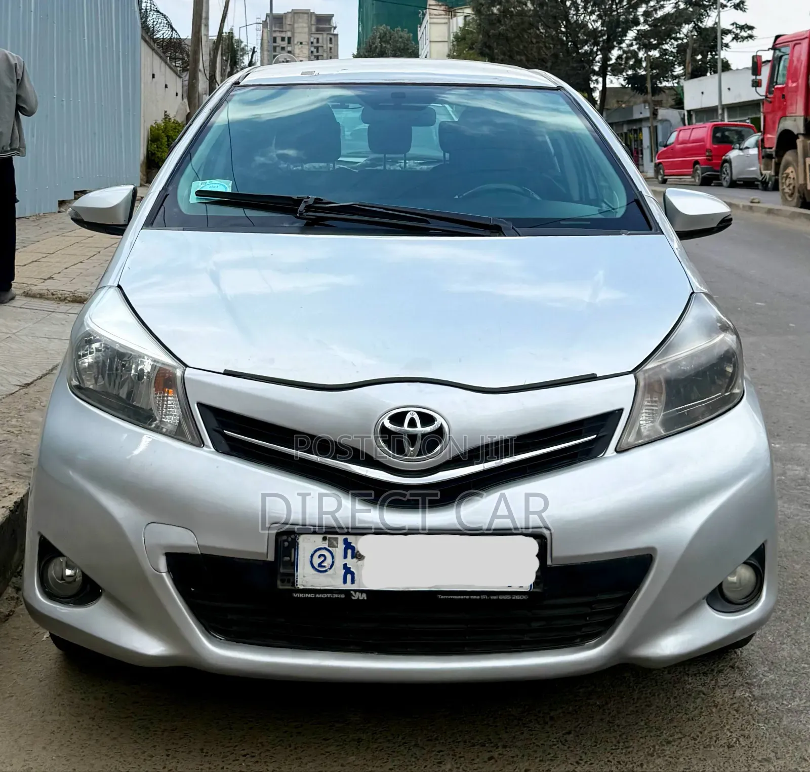 Toyota Yaris 2012 Silver