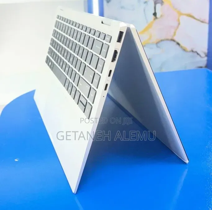New Laptop HP Spectre 16GB Intel Core i7 SSD 512GB