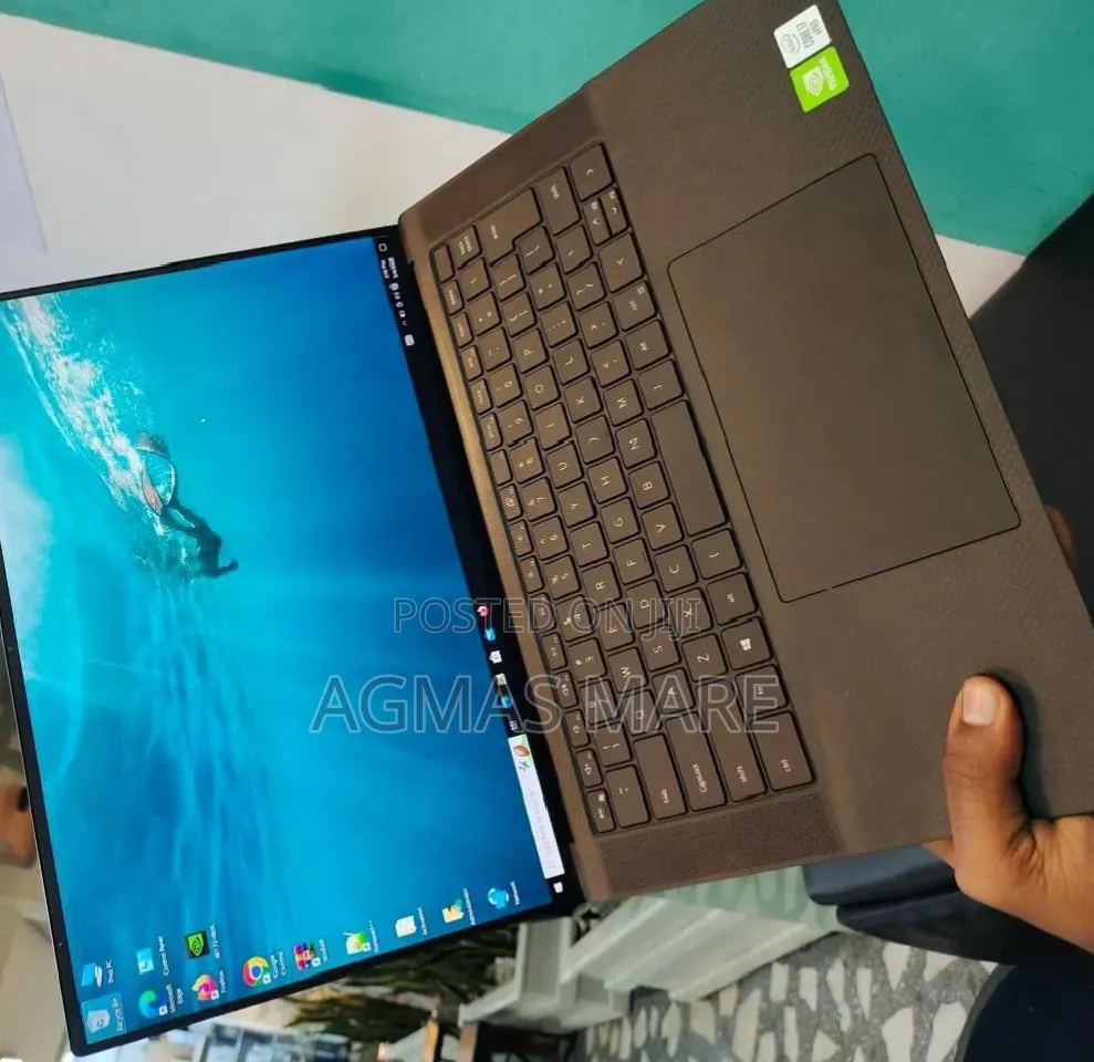 New Laptop Dell Precision 5550 16GB Intel Core i7 SSD 512GB