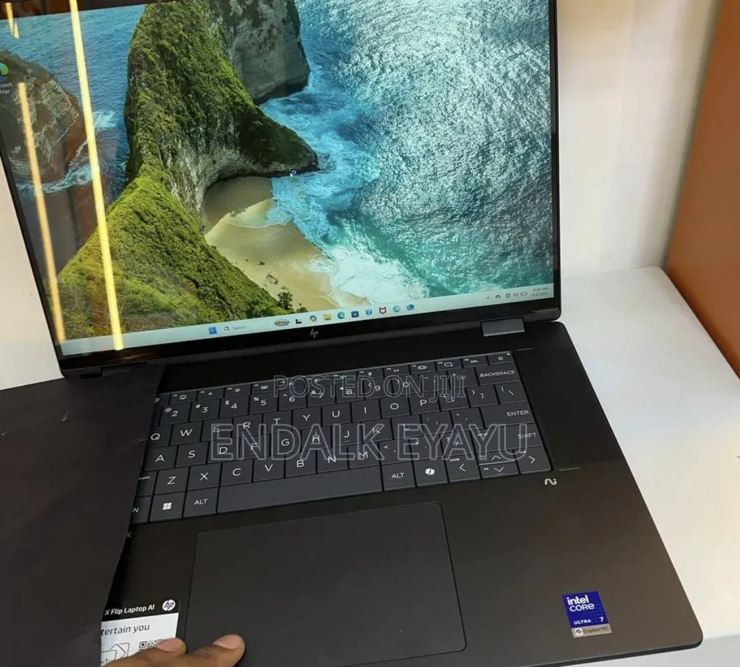 New Laptop HP OmniBook Ultra Flip 16" 16GB Intel Core Ultra 7 SSD 1T