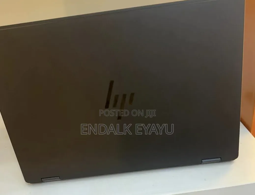 New Laptop HP OmniBook Ultra Flip 16" 16GB Intel Core Ultra 7 SSD 1T