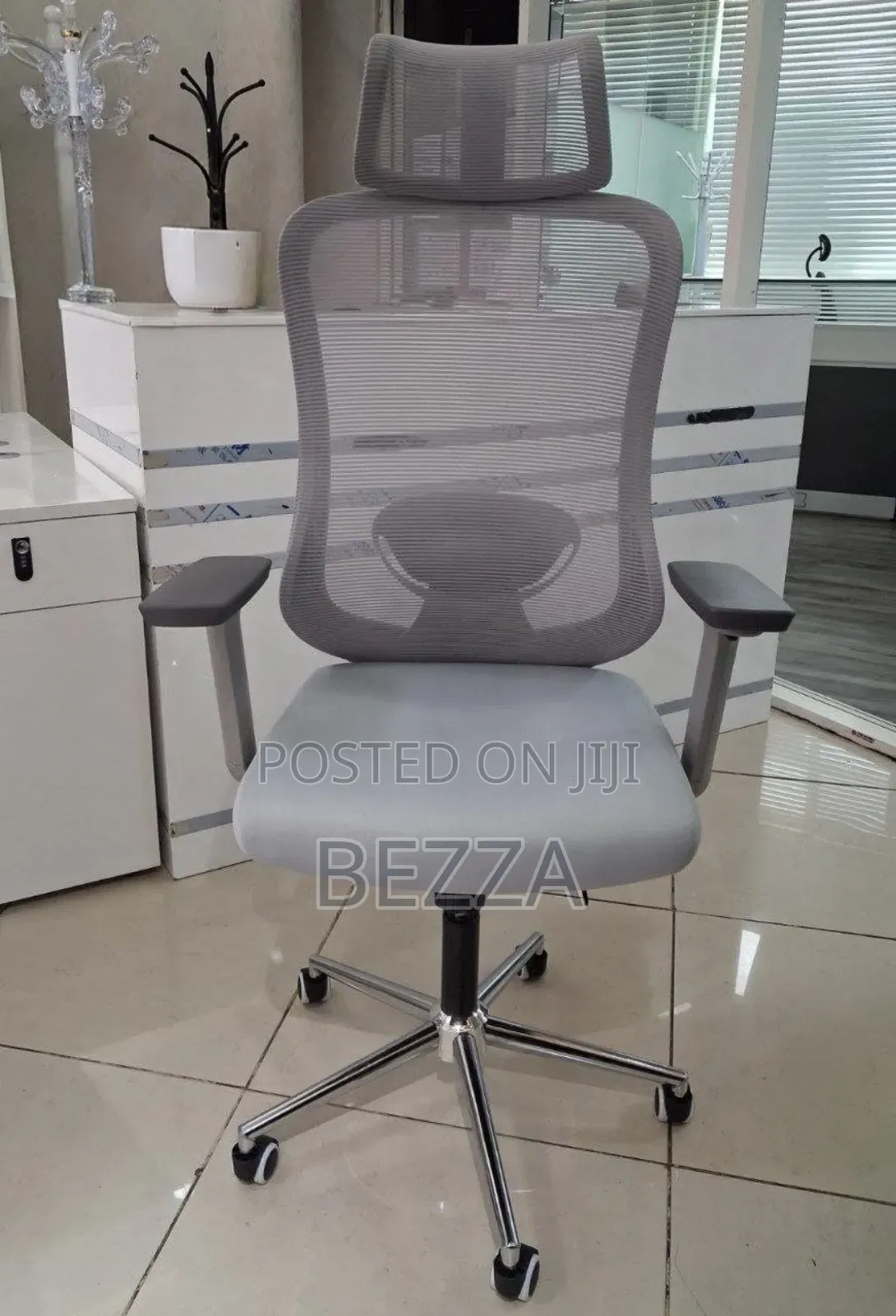 New Gray High Back Chair for Your Office