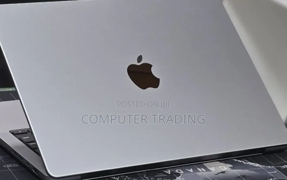 New Laptop Apple MacBook Pro 2021 M1 32GB Intel Core i7 SSD 512GB