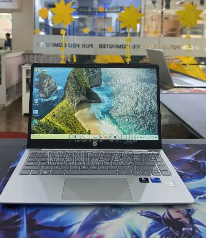 New Laptop HP Stream Notebook 16GB Intel Core i7 SSD 512GB