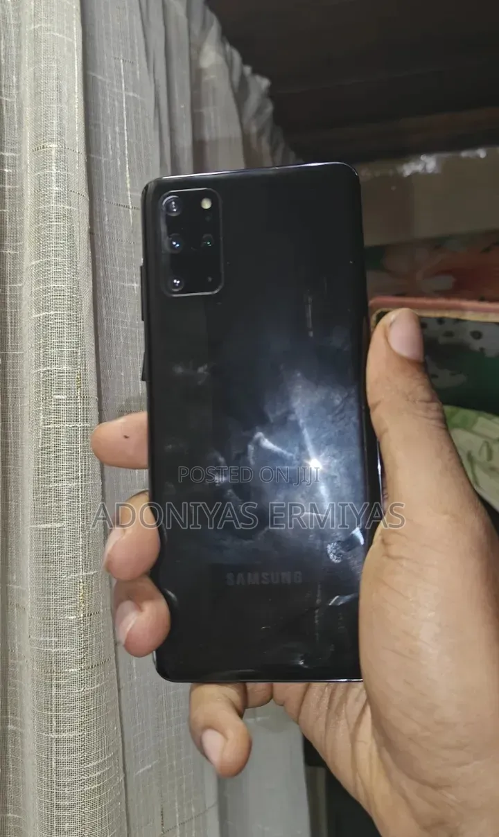 New Samsung Galaxy S20+ 5G 128 GB Yellow