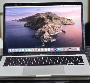 New Laptop Apple MacBook Pro 2020 32GB Intel Core i7 SSD 512GB