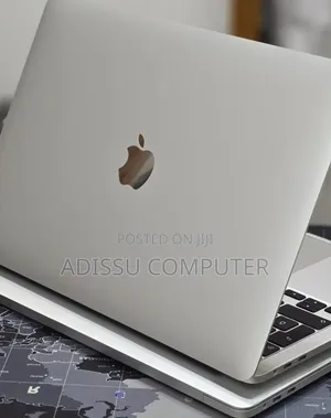 New Laptop Apple MacBook Pro 2020 32GB Intel Core i7 SSD 512GB