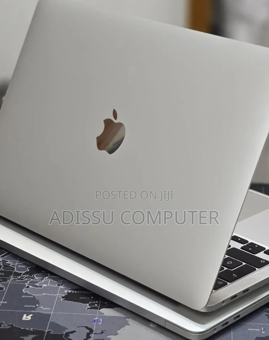 New Laptop Apple MacBook Pro 2020 32GB Intel Core i7 SSD 512GB