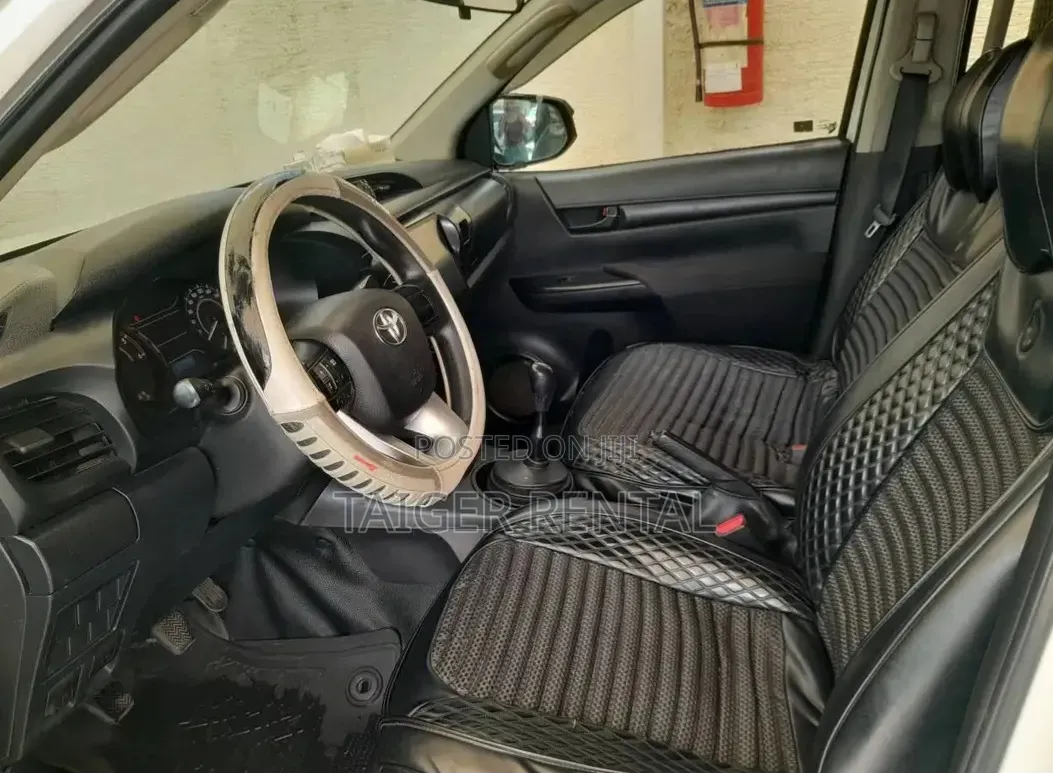 Toyota D4D Double Picup Rent