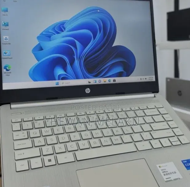 New Laptop HP Stream Notebook 16GB Intel Core i5 SSD 512GB