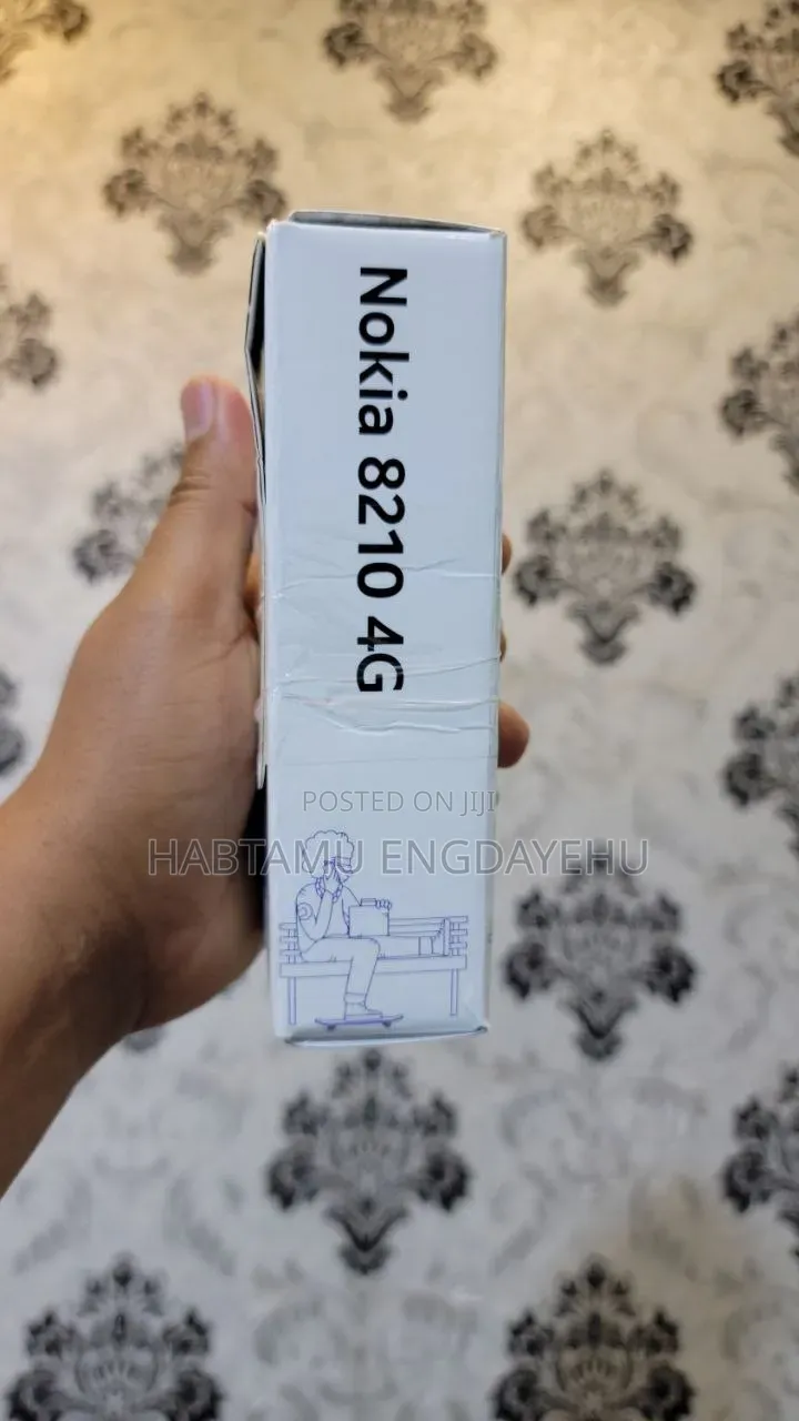 New Nokia 8210 4G Black