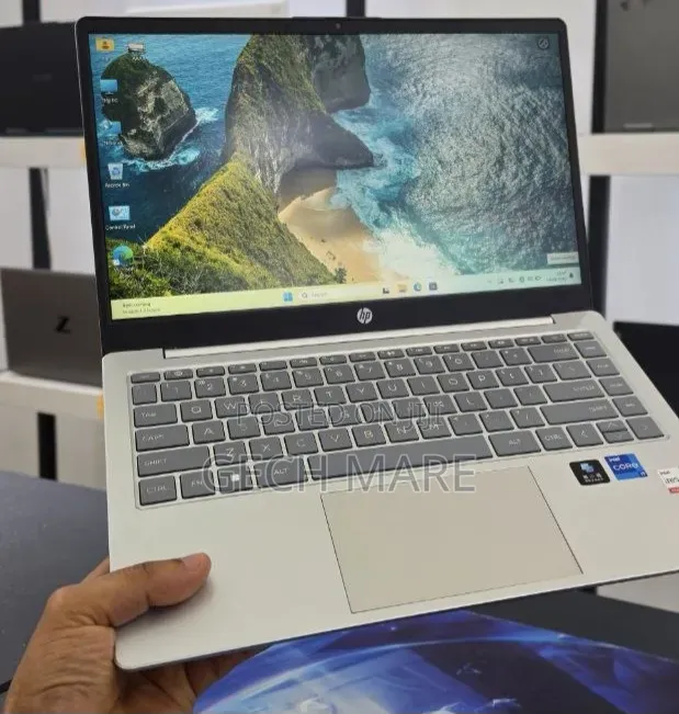 New Laptop HP Stream Notebook 16GB Intel Core i7 SSD 512GB