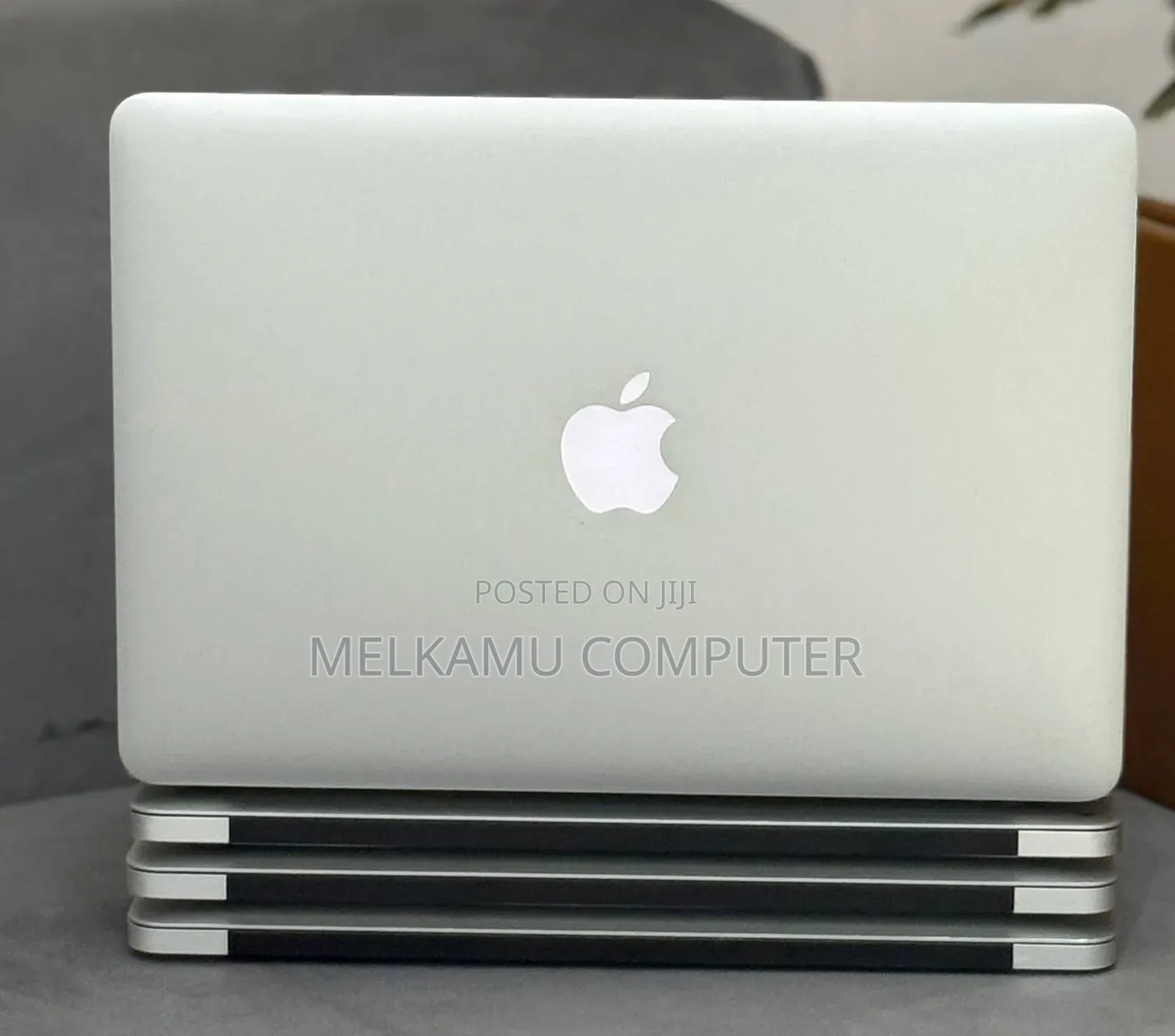 New Laptop Apple MacBook Air 2017 8GB Intel Core i5 SSD 512GB