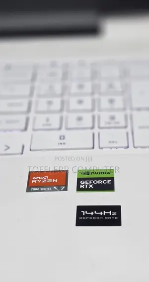New Laptop HP Victus 15 16GB AMD Ryzen 7 SSD 512GB