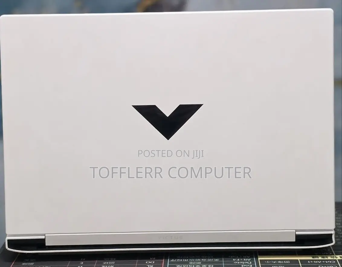 New Laptop HP Victus 15 16GB AMD Ryzen 7 SSD 512GB