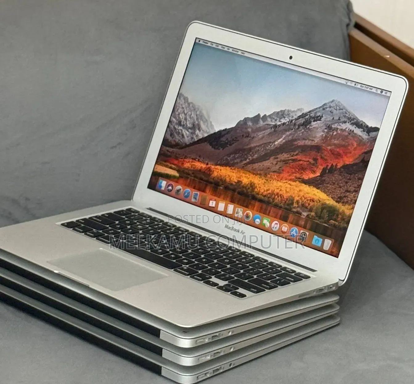 New Laptop Apple MacBook Air 2017 8GB Intel Core i5 SSD 512GB