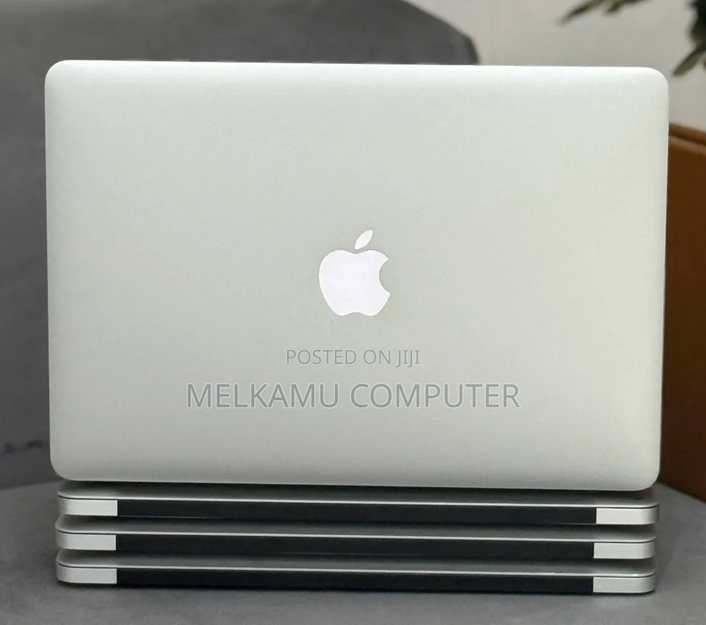 New Laptop Apple MacBook Air 2017 8GB Intel Core i5 SSD 512GB
