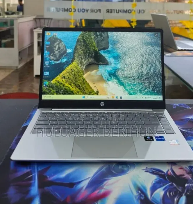New Laptop HP Stream Notebook 16GB Intel Core i7 SSD 512GB