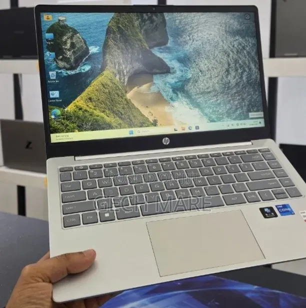 New Laptop HP Stream Notebook 16GB Intel Core i7 SSD 512GB