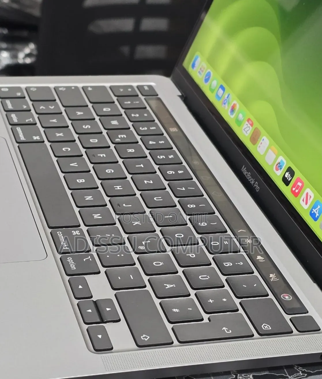 New Laptop Apple MacBook Air 2020 M1 8GB Apple M1 Pro SSD 256GB