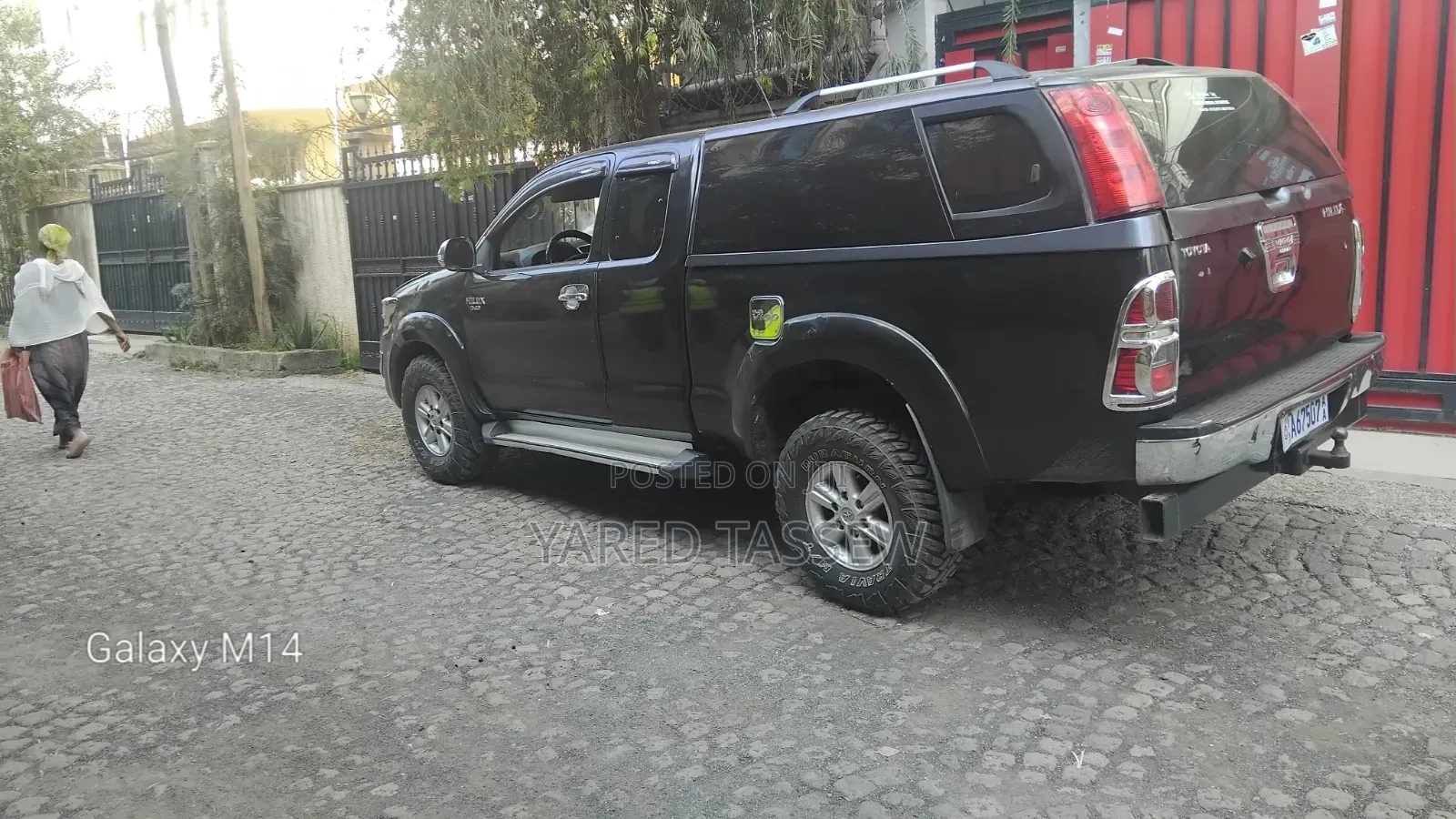 Toyota Hilux 2.5 D-4D 4X4 SRX 2012 Black