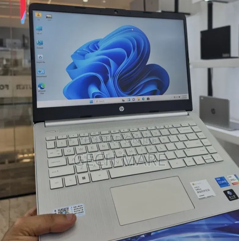 New Laptop HP Stream Notebook 16GB Intel Core i5 SSD 512GB