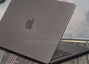 New Laptop Apple MacBook Pro 2024 M4 Pro 16GB Apple M4 Pro SSD 512GB