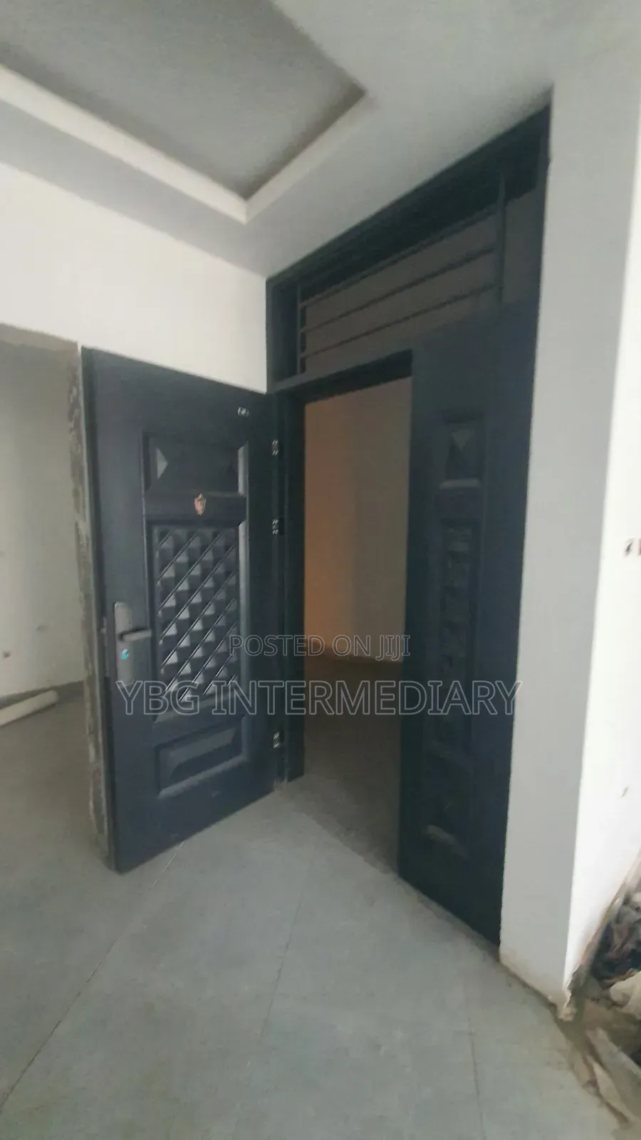 Furnished 3bdrm Apartment in Summit Ashara, Yeka for sale