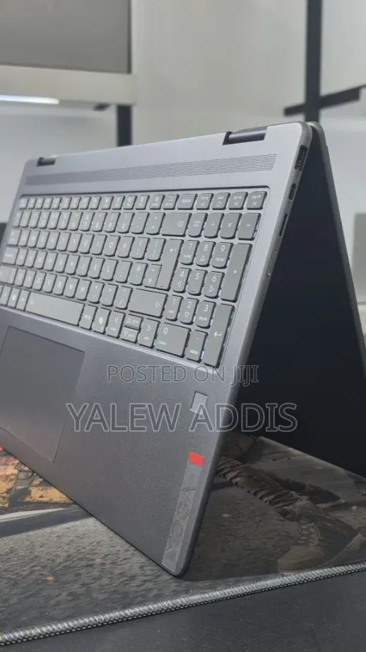 New Laptop Lenovo Yoga 330 16GB Intel Core Ultra 5 SSD 512GB