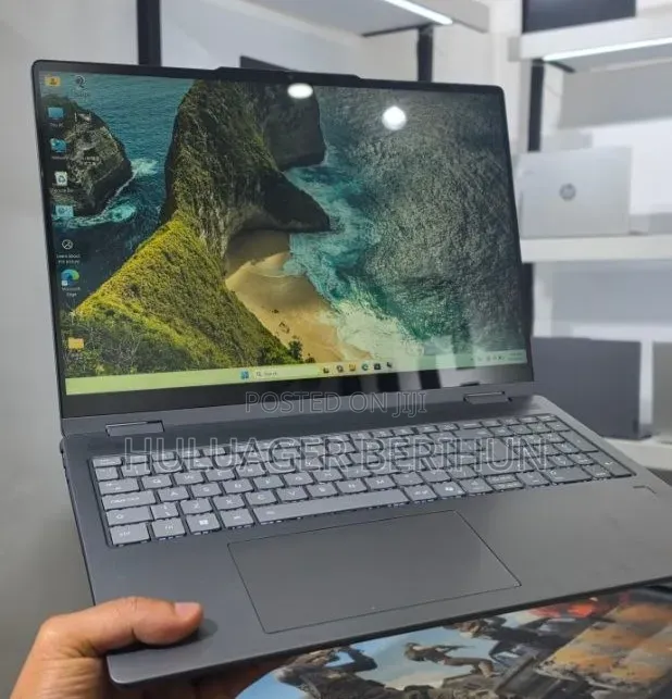 New Laptop Lenovo Yoga 3 16GB Intel Core Ultra 5 SSD 512GB