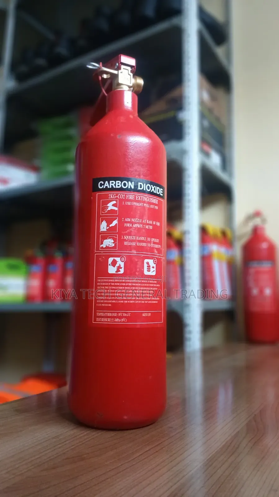 2kg Co2 እሳት ማጥፊያ ኤሌክትሪክ እና ተቀጣጣይ ዘይቶች አካባቢ ተመራጭ ነው