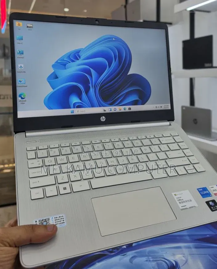 New Laptop HP Stream Notebook 16GB Intel Core i5 SSD 512GB
