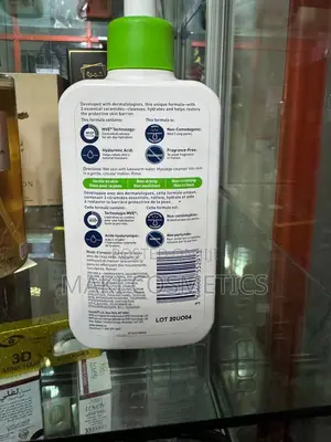 CeraVe Hydrating Cleanser 237ml – Normal to Dry Skin