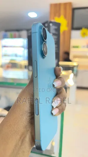Apple iPhone 16 128 GB Green