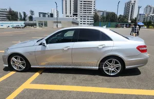 Mercedes-Benz E200 2013 Silver