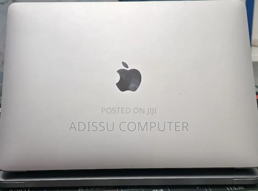 New Laptop Apple MacBook Air 2020 M1 8GB Apple M1 SSD 256GB