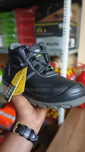 Safety Jogger ሴፍቲ ጫማ Safety Shoe