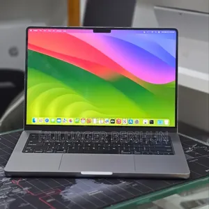 New Laptop Apple MacBook Pro 2023 M3 8GB Apple M3 SSD 512GB