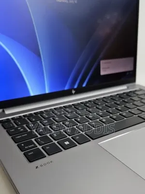 New Laptop HP ZBook Firefly 14 G10 16GB Intel Core i5 SSD 512GB