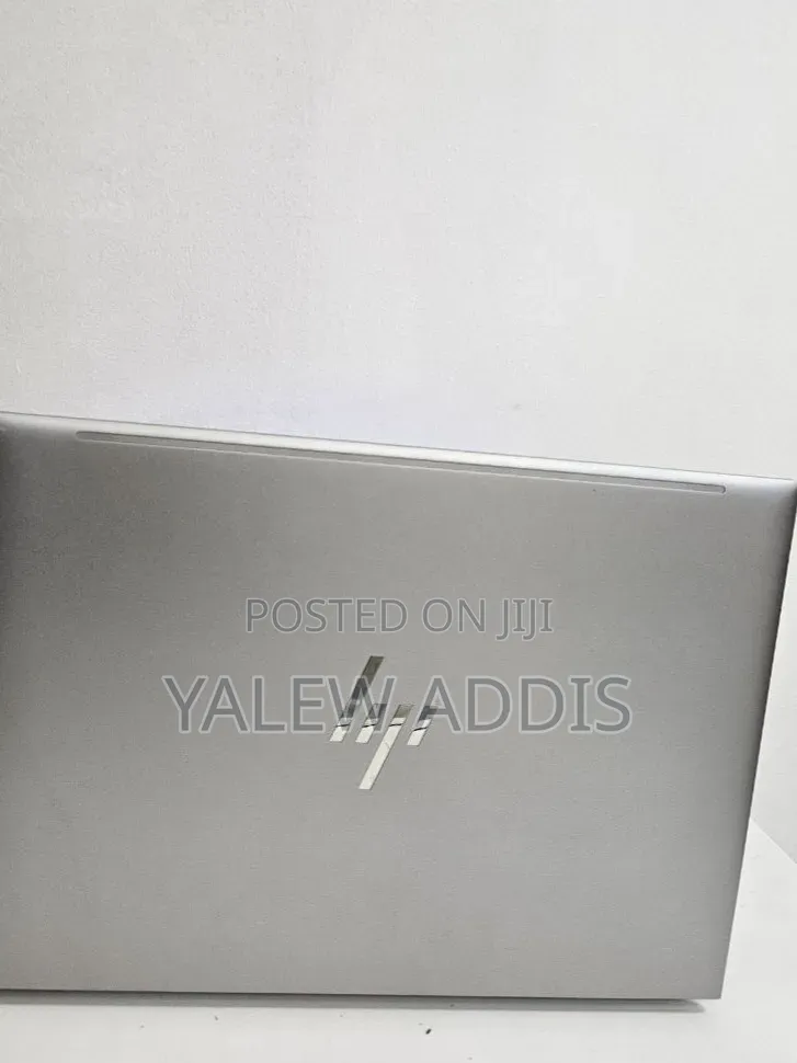 New Laptop HP ZBook Firefly 14 G10 16GB Intel Core i5 SSD 512GB