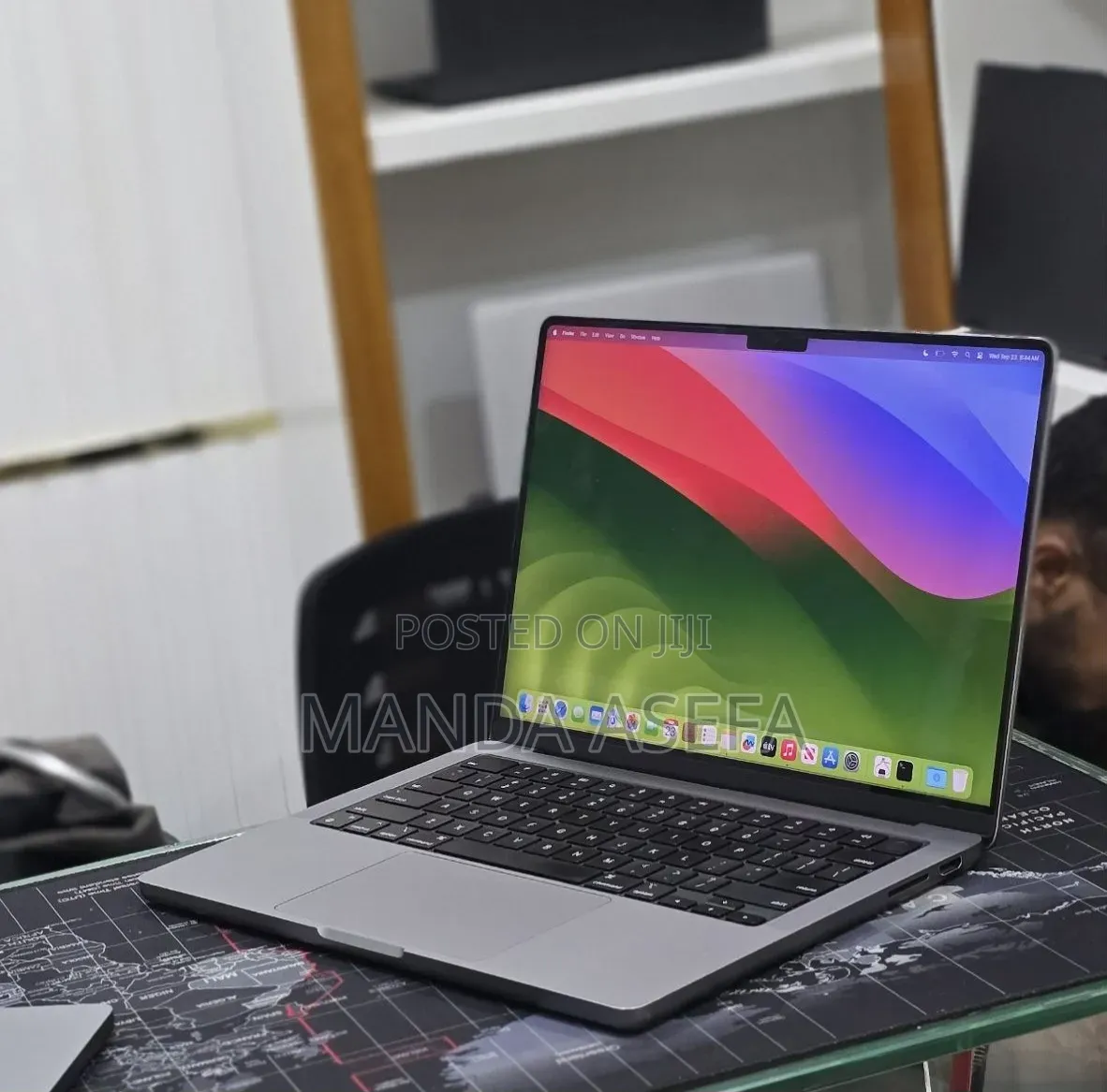 New Laptop Apple MacBook Pro 2023 M3 8GB Apple M3 SSD 512GB