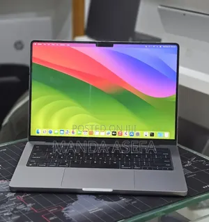 New Laptop Apple MacBook Pro 2023 M3 8GB Apple M3 SSD 512GB