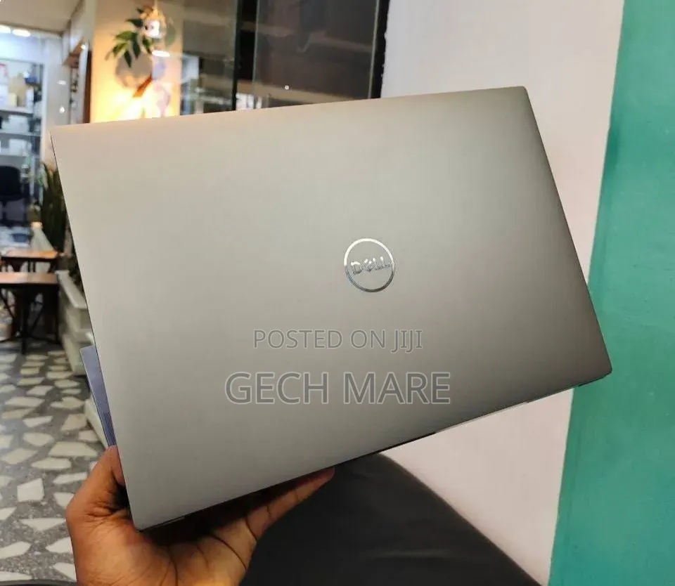 New Laptop Dell Precision 5540 16GB Intel Core i7 SSD 512GB