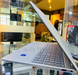 New Laptop HP Stream Notebook 16GB Intel Core i5 SSD 1T