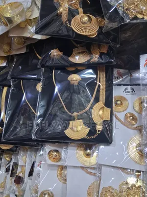 Elegant Fashion Jewelry Set