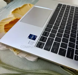 New Laptop HP EliteBook 840 G9 16GB Intel Core i5 SSD 512GB