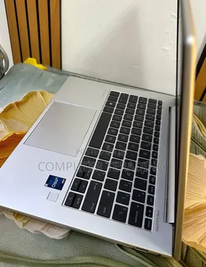 New Laptop HP EliteBook 840 G9 16GB Intel Core i5 SSD 512GB